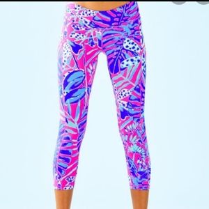 Tags still on!! Lilly Pulitzer weekender midi ✨💗